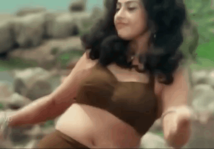 Touchdown reccomend desi indian beauty boobs show