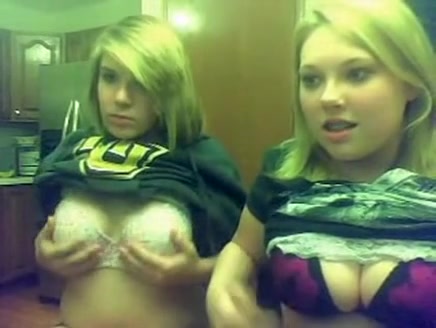 Omegle friends showing tits