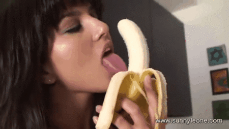 Road G. reccomend hot chick sucking a banana