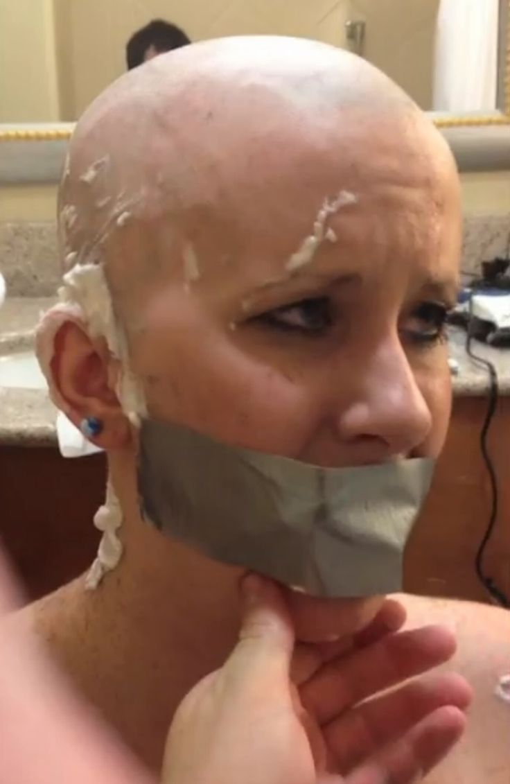 Vi-Vi reccomend Bdsm head shave headshave bald slave