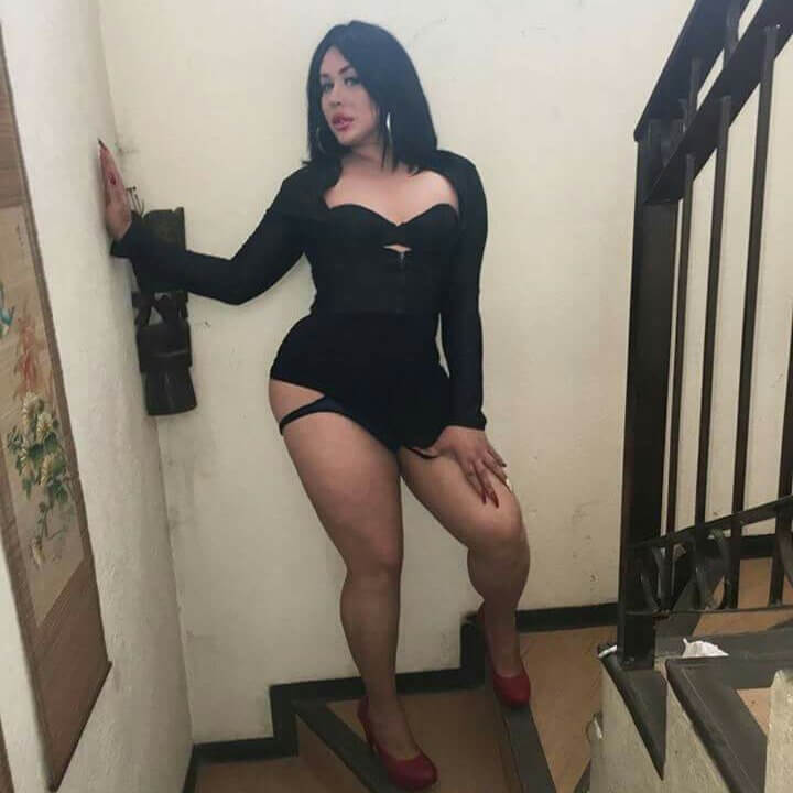 Latina instagram