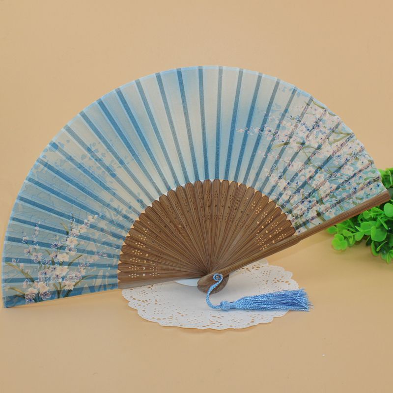 Buzz reccomend Asian folding hand fans