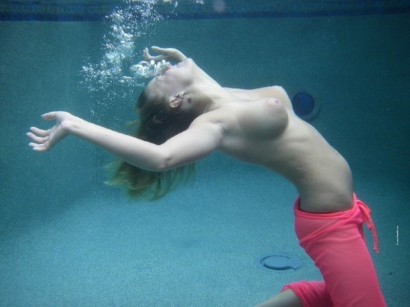 best of Nude underwater boobs