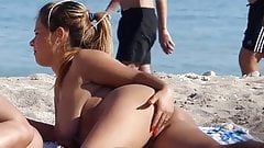 Big ass shaved masturbate cock on beach