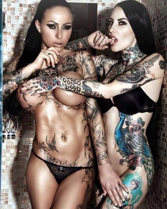 Hot tattoo lesbians